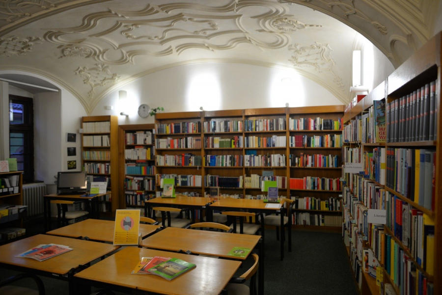 Štátna vedecká knižnica v Banskej Bystrici má šesť jazykových centier