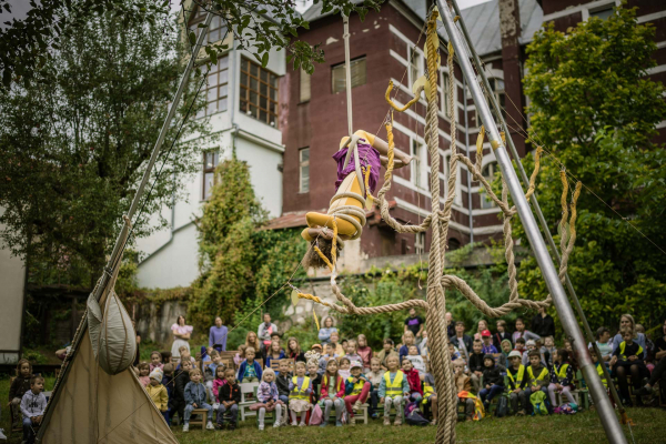 Bábkové divadlo na Rázcestí pokračuje s festivalom Edufest aj v októbri