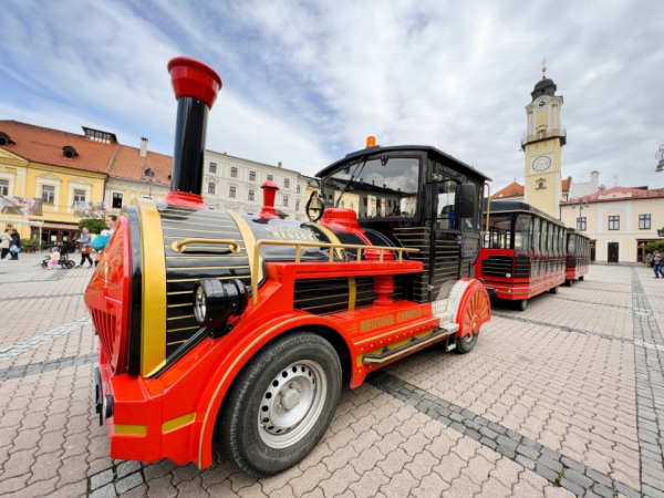 Koľko ľudí prilákal obnovený turistický vláčik?