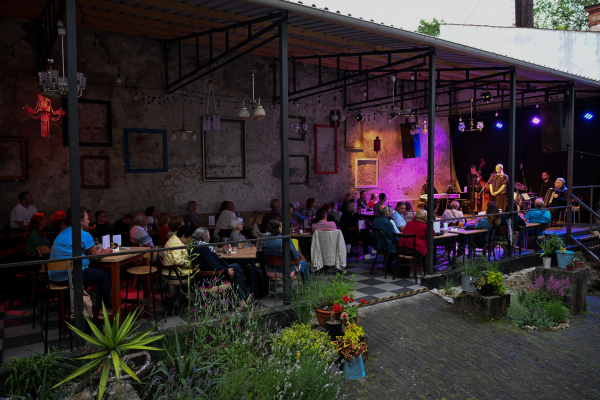 V Hogo Fogo Jazz &amp; Art Club si užijete leto plné jedinečných koncertov